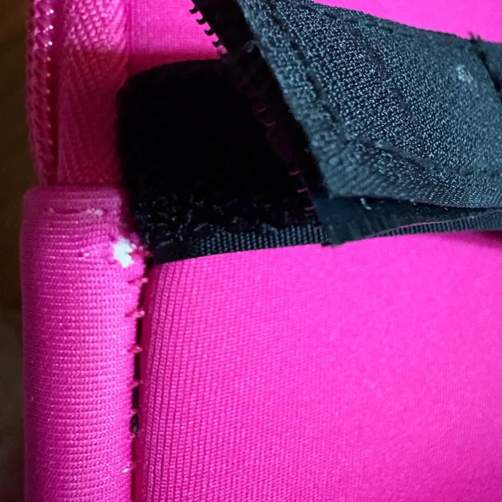 Katydid Pink Tumbler Zipper Pouch, NWOT!